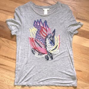 H&M embroidered tee 🐉